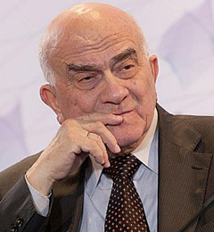 Ясин Евгений Григорьевич Ясин Евгений Григорьевич